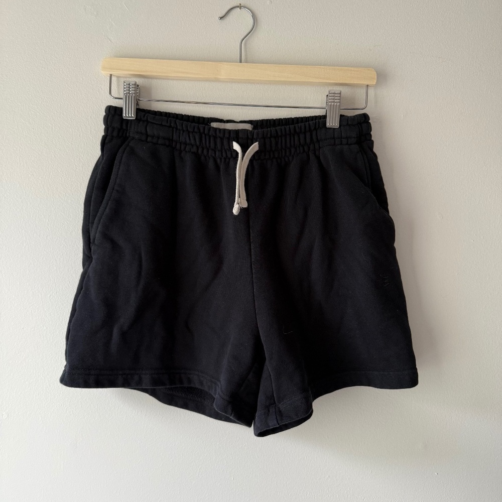 LIKE NEW Everlane Organic French Terry Sweat Shorts - Black